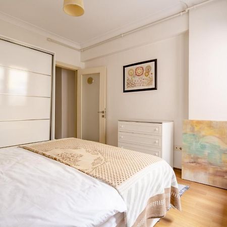 Cozy Flat Near Nisantasi And Trendy Attractions Apartment อิสตันบูล ภายนอก รูปภาพ
